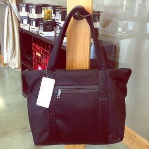 Lululemon Everywhere Tote NWT